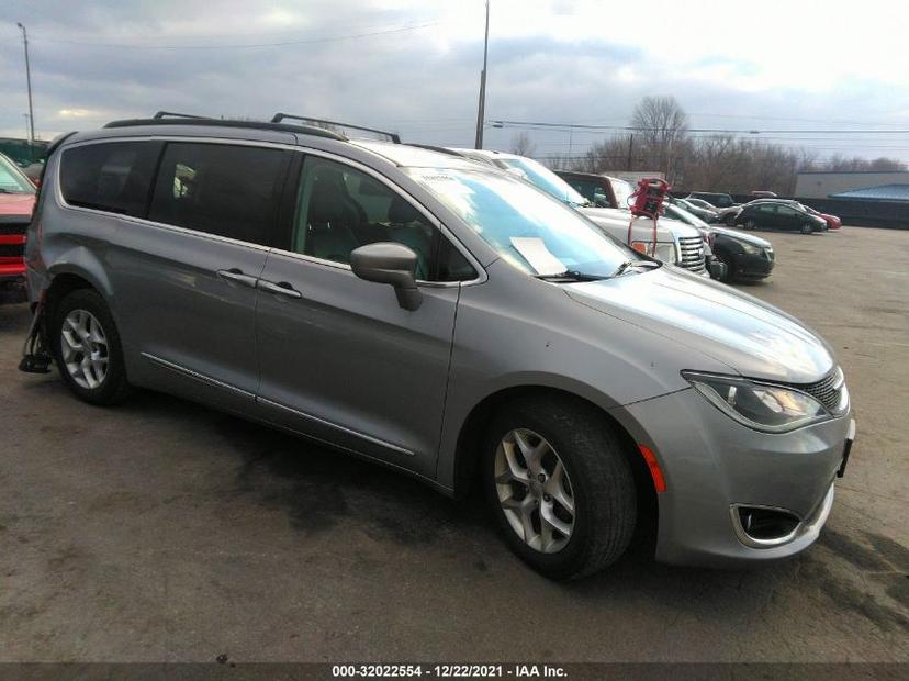 CHRYSLER PACIFICA