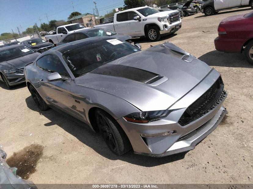 FORD MUSTANG