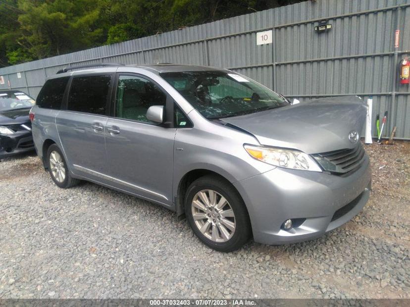 TOYOTA SIENNA