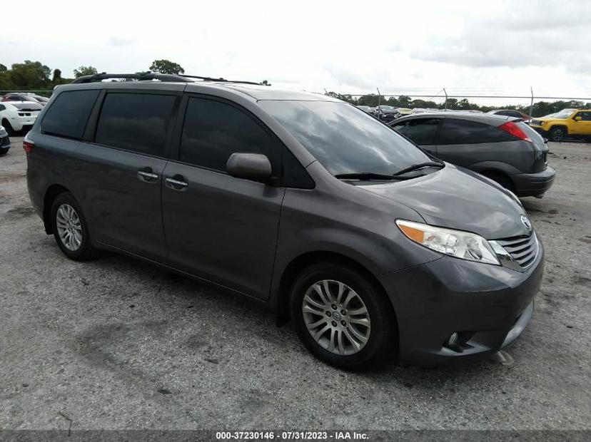 TOYOTA SIENNA