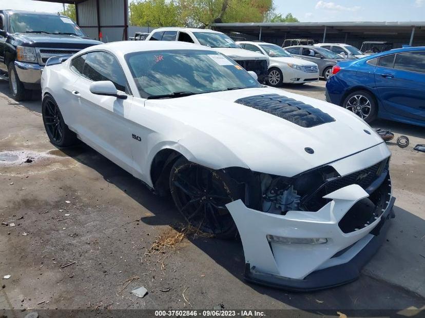 FORD MUSTANG