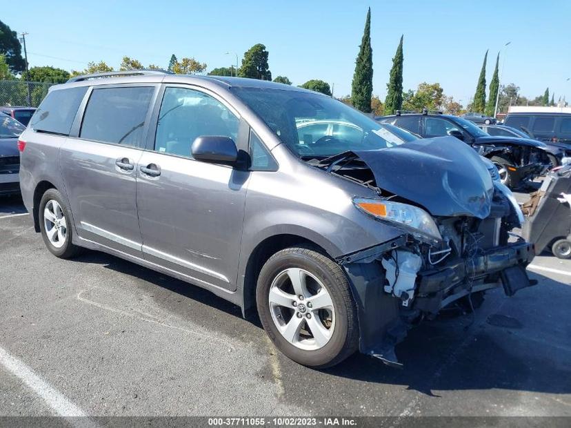 TOYOTA SIENNA