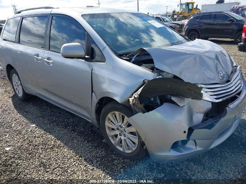 TOYOTA SIENNA