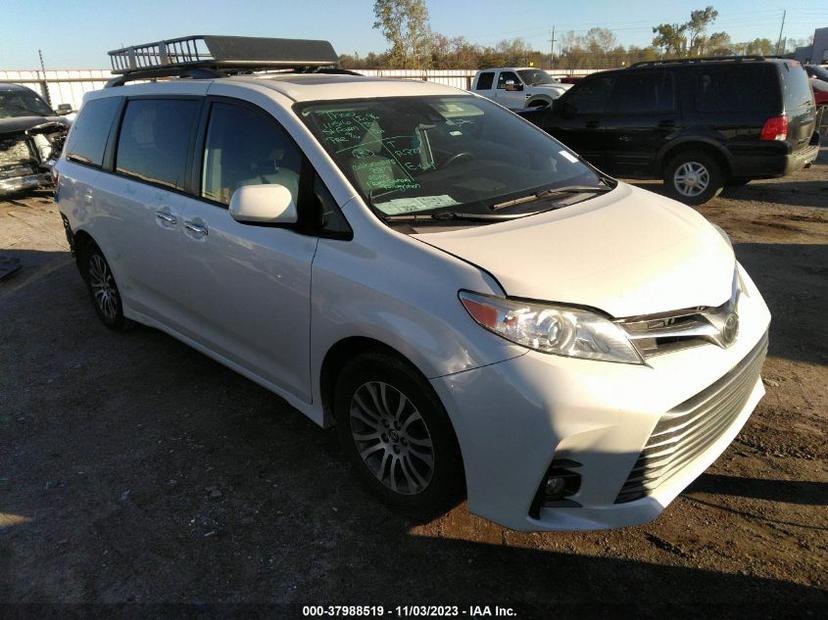 TOYOTA SIENNA