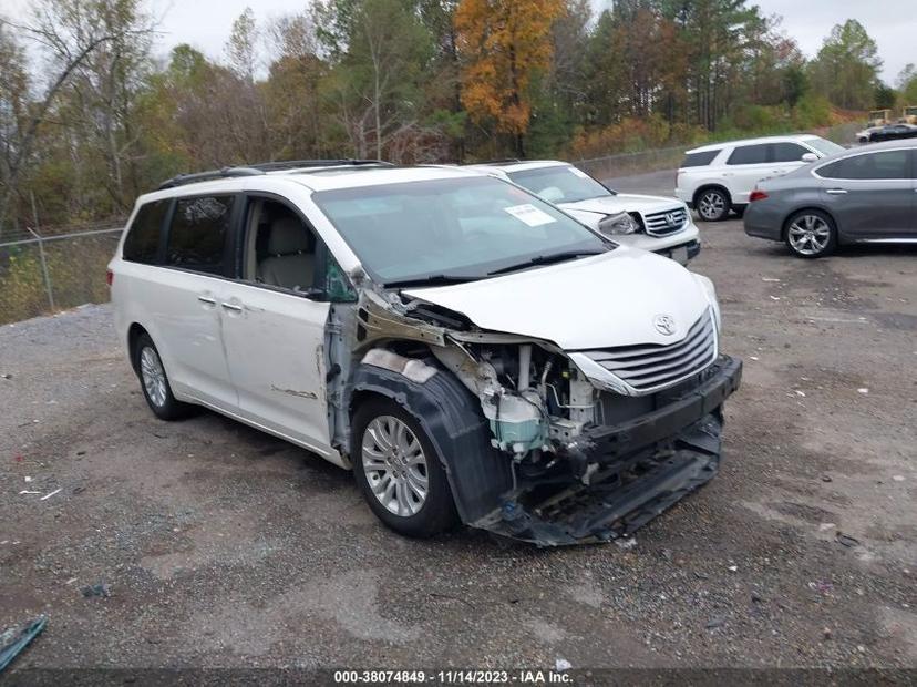 TOYOTA SIENNA