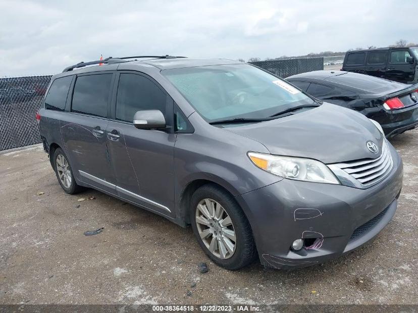 TOYOTA SIENNA