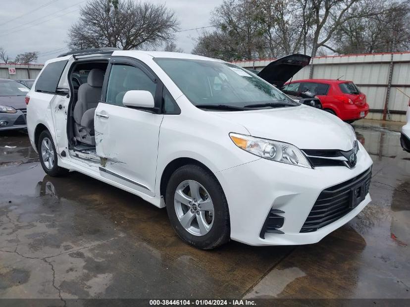 TOYOTA SIENNA