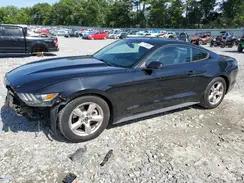 FORD MUSTANG