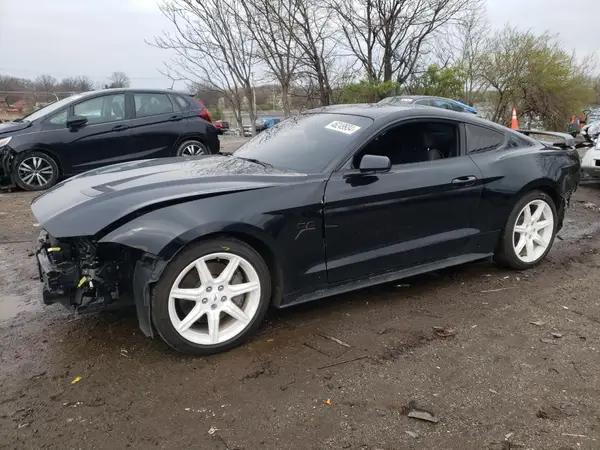 FORD MUSTANG