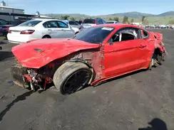 FORD MUSTANG