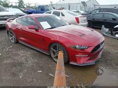 FORD MUSTANG