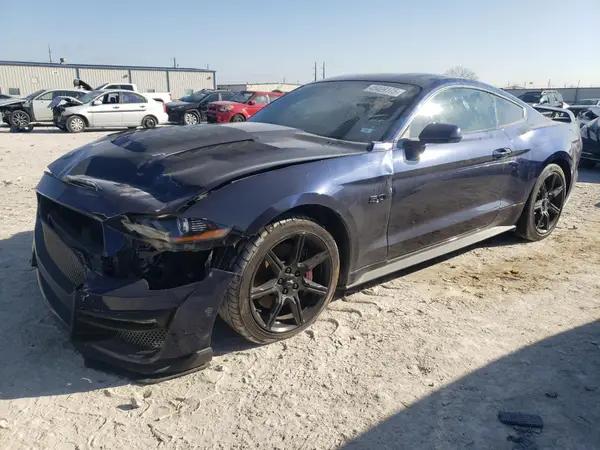 FORD MUSTANG
