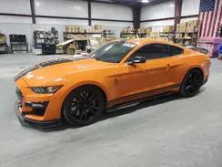 FORD MUSTANG