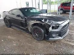 FORD MUSTANG