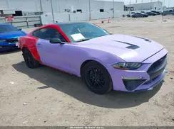 FORD MUSTANG
