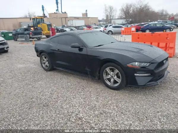 FORD MUSTANG