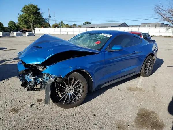 FORD MUSTANG