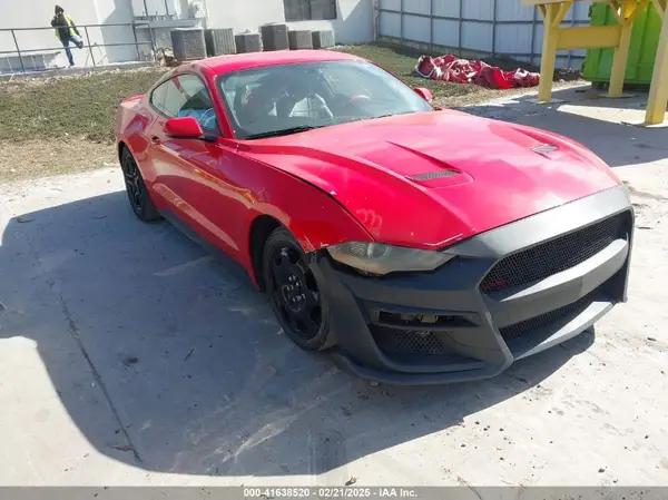 FORD MUSTANG