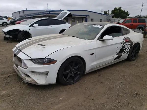 FORD MUSTANG