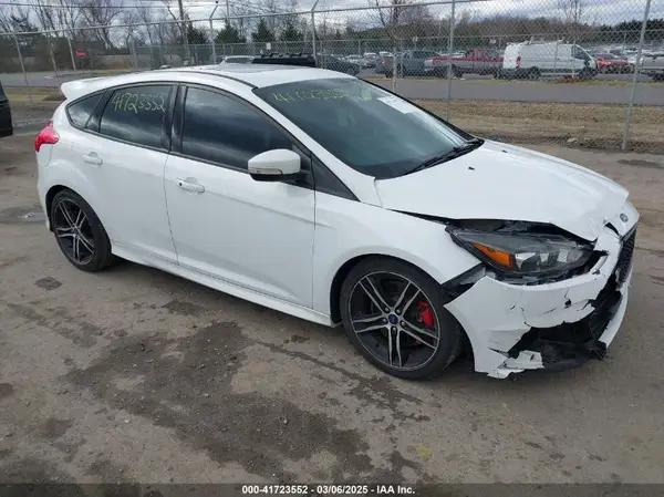 FORD FOCUS ST