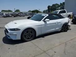 FORD MUSTANG