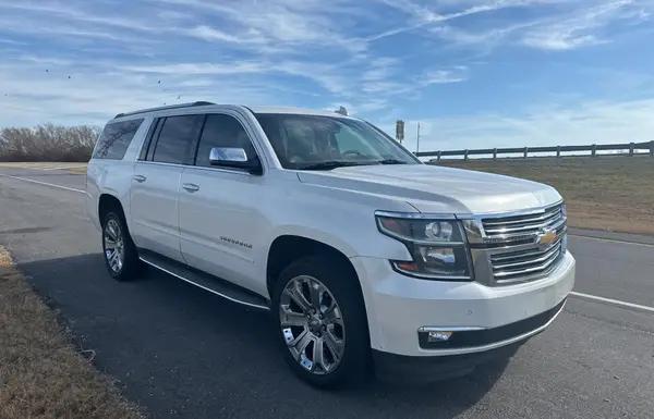 CHEVROLET SUBURBAN