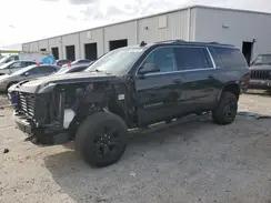 CHEVROLET SUBURBAN