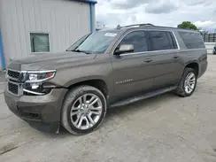 CHEVROLET SUBURBAN