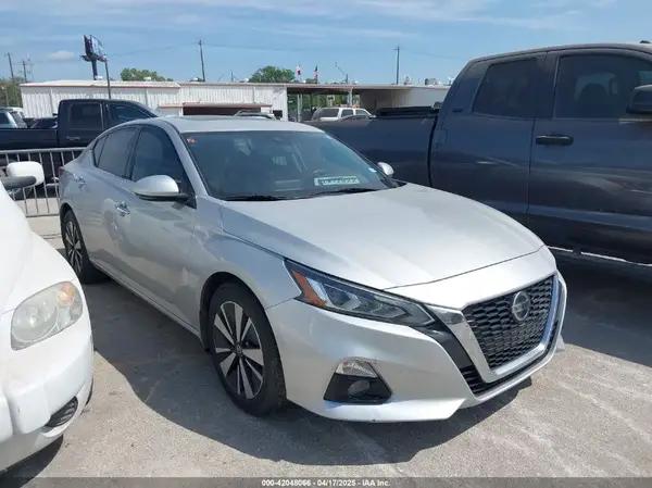 NISSAN ALTIMA