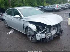 NISSAN ALTIMA
