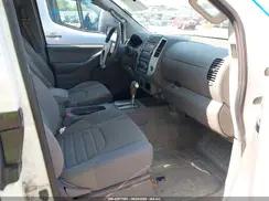 NISSAN NAVARA (FRONTIER)