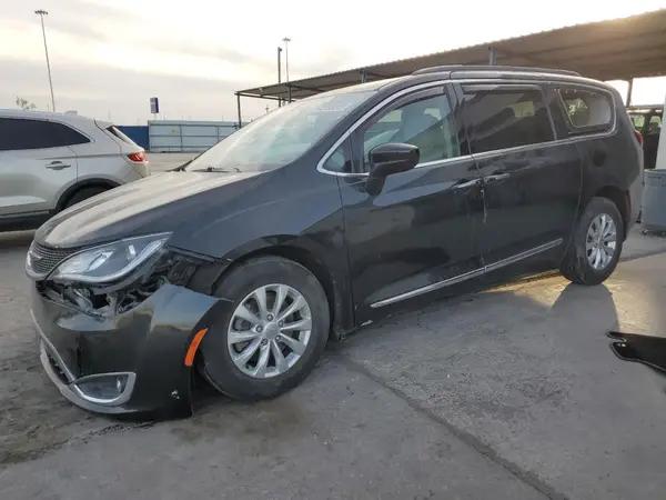 CHRYSLER PACIFICA