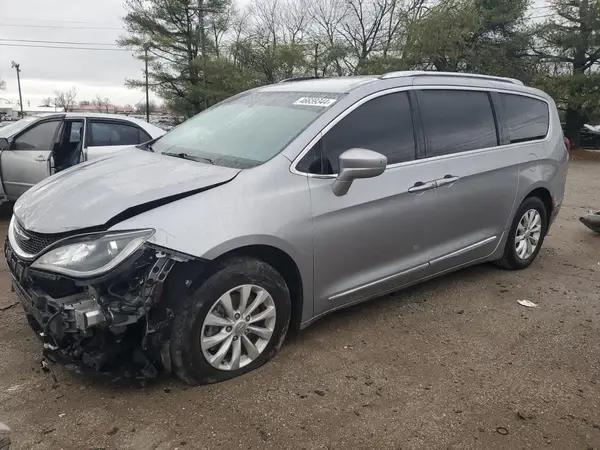 CHRYSLER PACIFICA