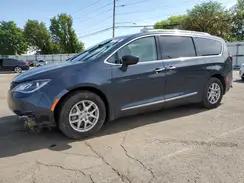 CHRYSLER PACIFICA