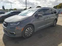 CHRYSLER PACIFICA