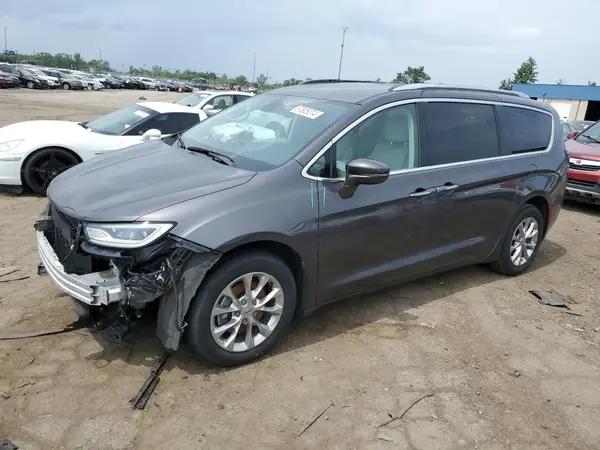 CHRYSLER PACIFICA