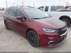 CHRYSLER PACIFICA