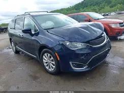 CHRYSLER PACIFICA