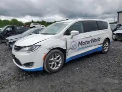 CHRYSLER PACIFICA