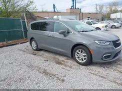 CHRYSLER PACIFICA