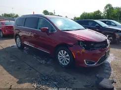 CHRYSLER PACIFICA