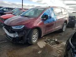 CHRYSLER PACIFICA