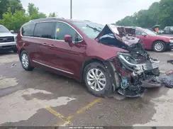 CHRYSLER PACIFICA