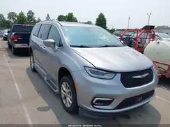 CHRYSLER PACIFICA