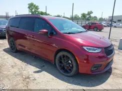 CHRYSLER PACIFICA