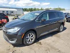 CHRYSLER PACIFICA