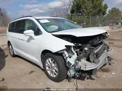 CHRYSLER PACIFICA