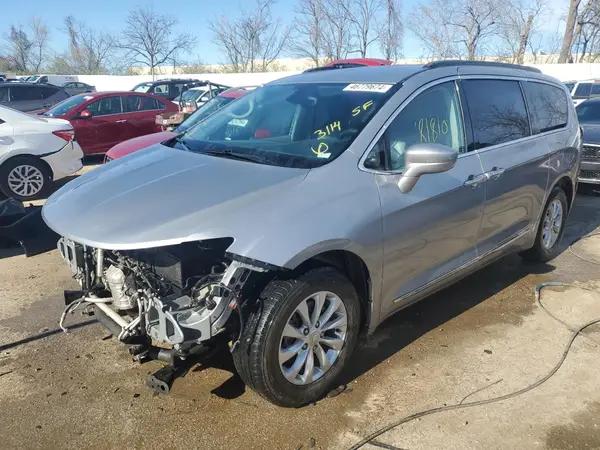CHRYSLER PACIFICA
