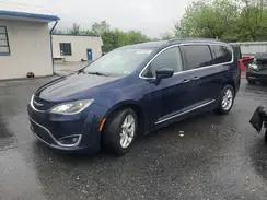 CHRYSLER PACIFICA
