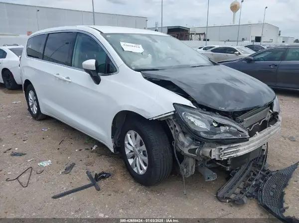 CHRYSLER PACIFICA